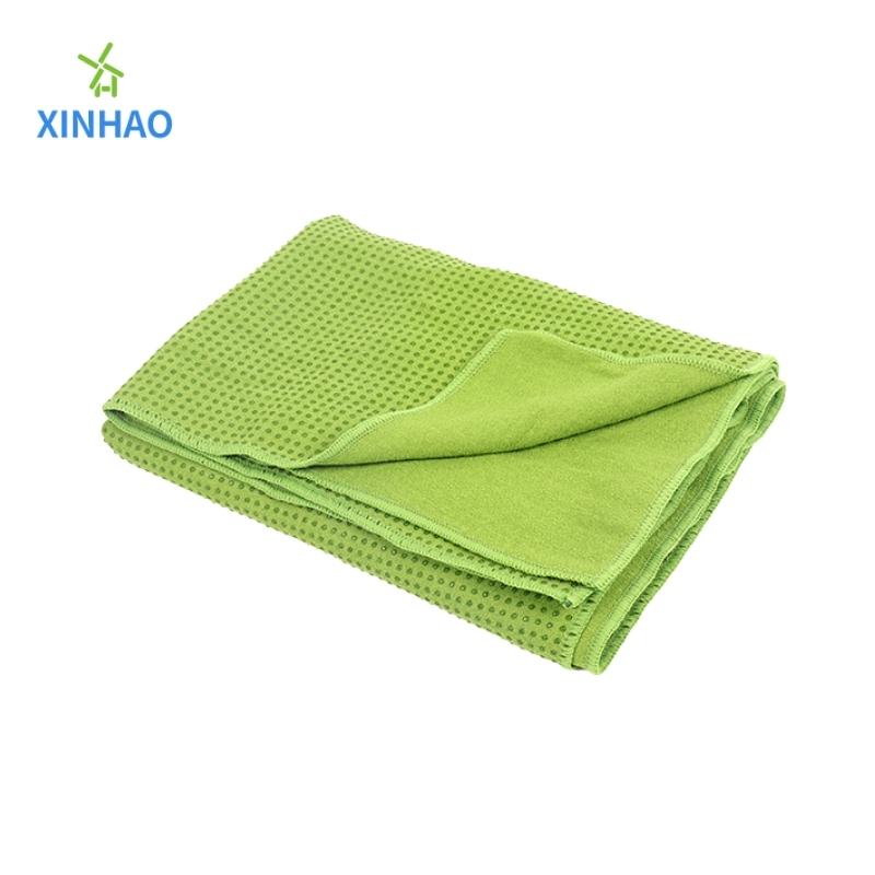 A variety of colors microfiber sweat-absorbing solid color yoga towel wholesale, PVC silicone point anti-slip skin-friendly, suitable for fitness, yoga, Pilates, high-temperature yoga