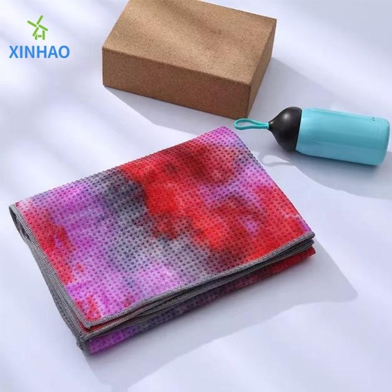 Anti-slip environmental protection tie-dye yoga towel wholesale, high temperature tie-dye yoga mat towel soft and sweat-absorbing, ideal for high temperature yoga, Pilates, fitness