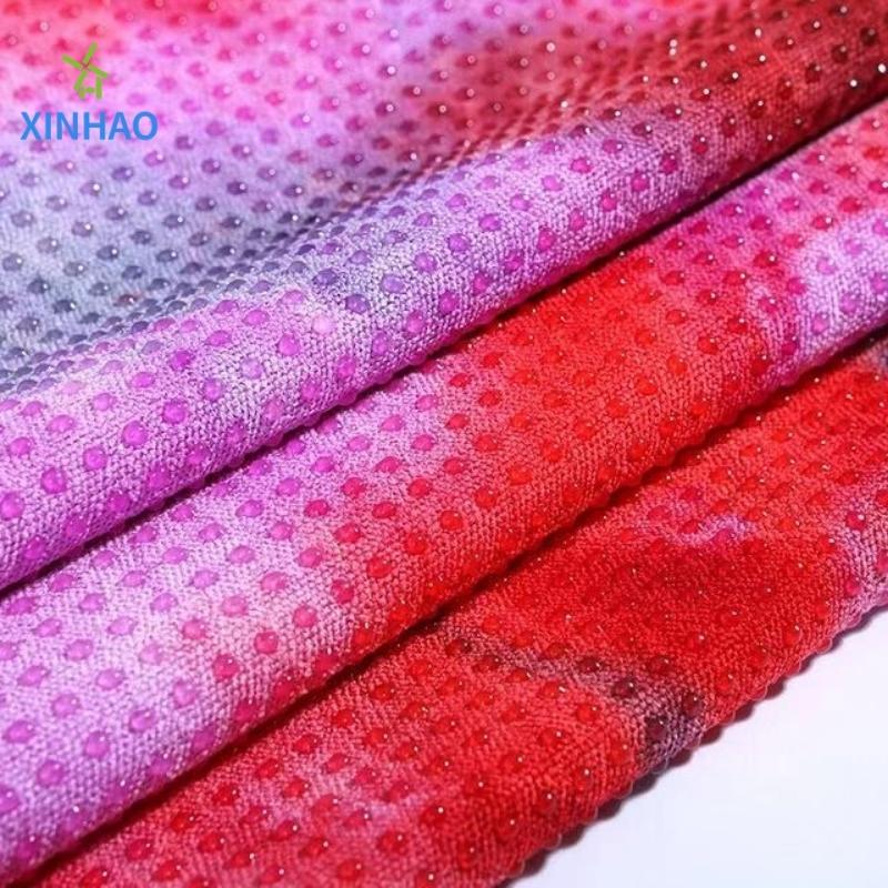 Anti-slip environmental protection tie-dye yoga towel wholesale, high temperature tie-dye yoga mat towel soft and sweat-absorbing, ideal for high temperature yoga, Pilates, fitness